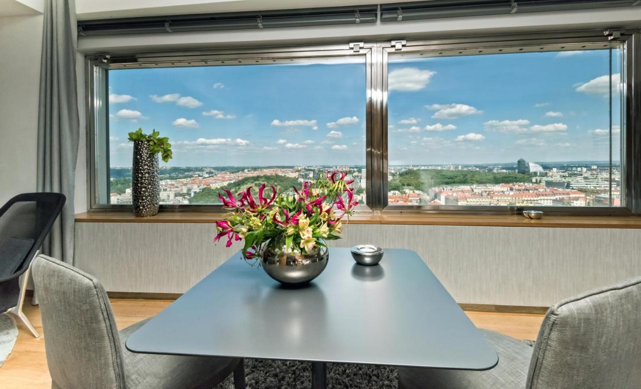 One Room Hotel Прага Экстерьер фото