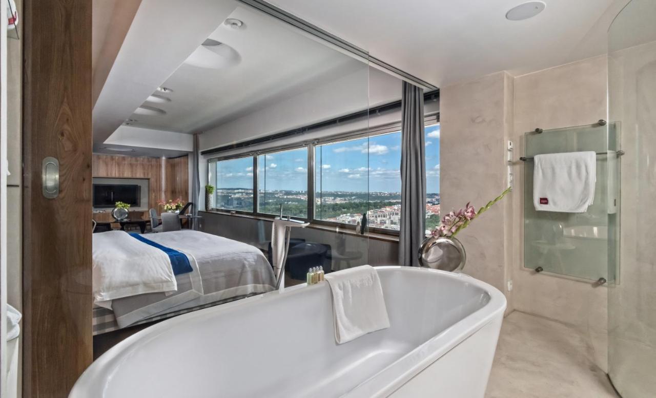 One Room Hotel Прага Экстерьер фото
