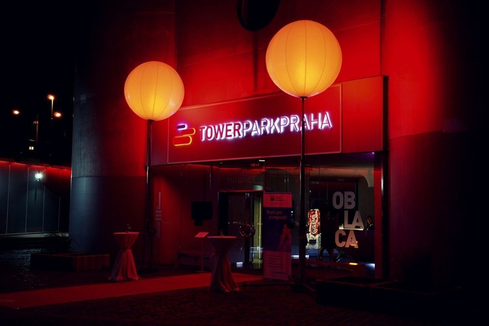 One Room Hotel Прага Экстерьер фото