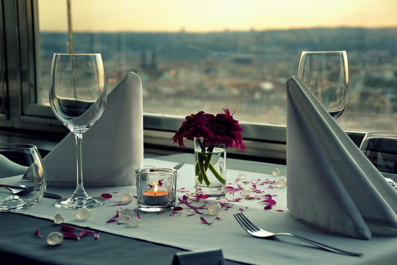 One Room Hotel Прага Экстерьер фото